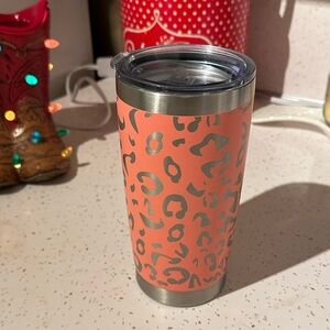 20oz coral cheetah yeti